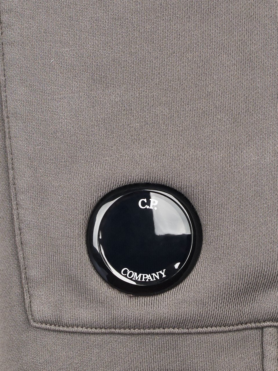 CP Company Relaxed Fit Grey Sweatpants with Distinctive Lens Detail Grijs
