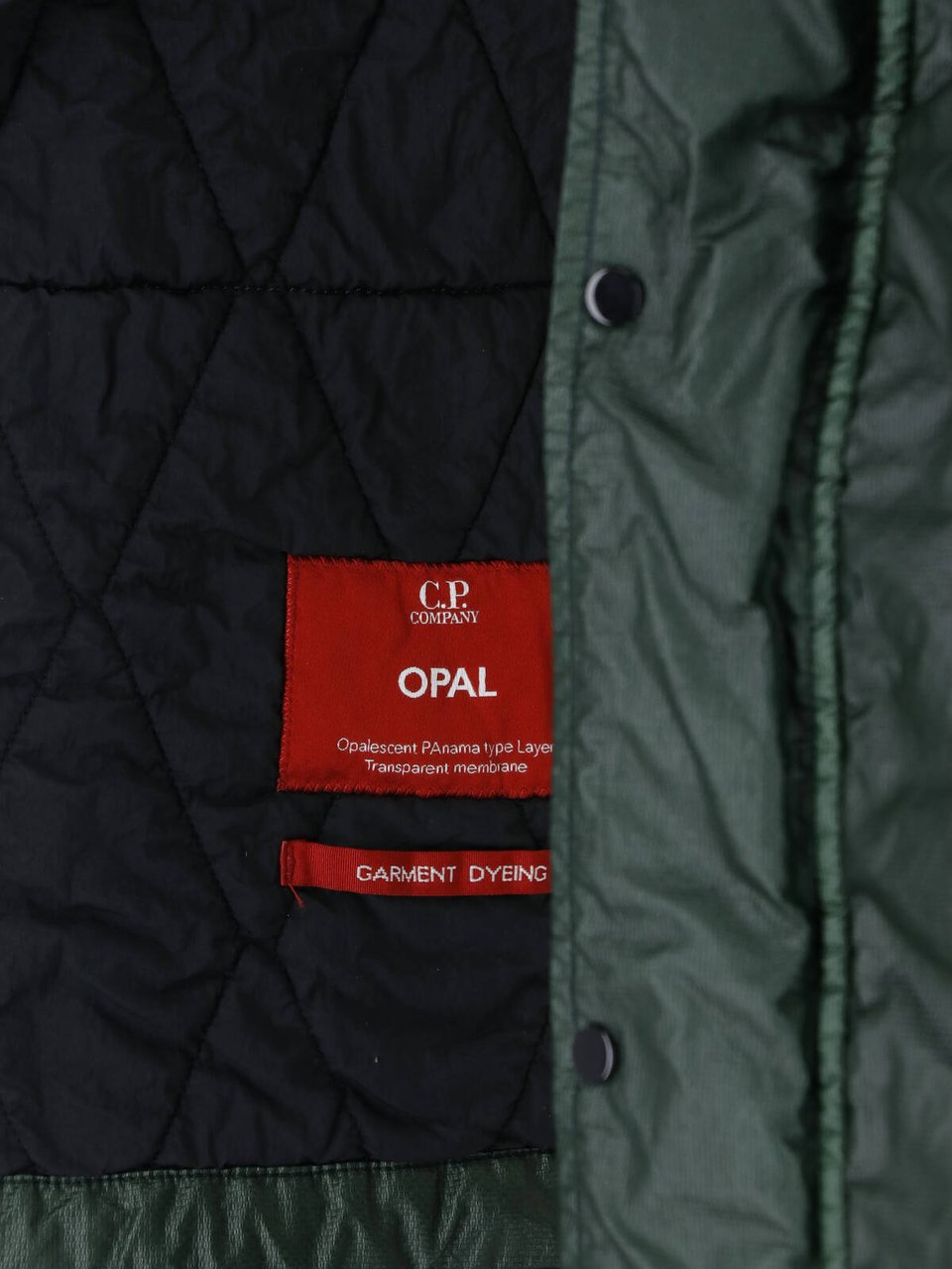 CP Company Hooded Jacket with Integrated Goggles and Textured Fabric Groen