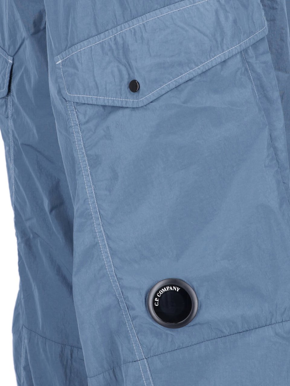 CP Company Wide-Leg Cargo Pants with Lens Detail and Smooth Fabric Blauw