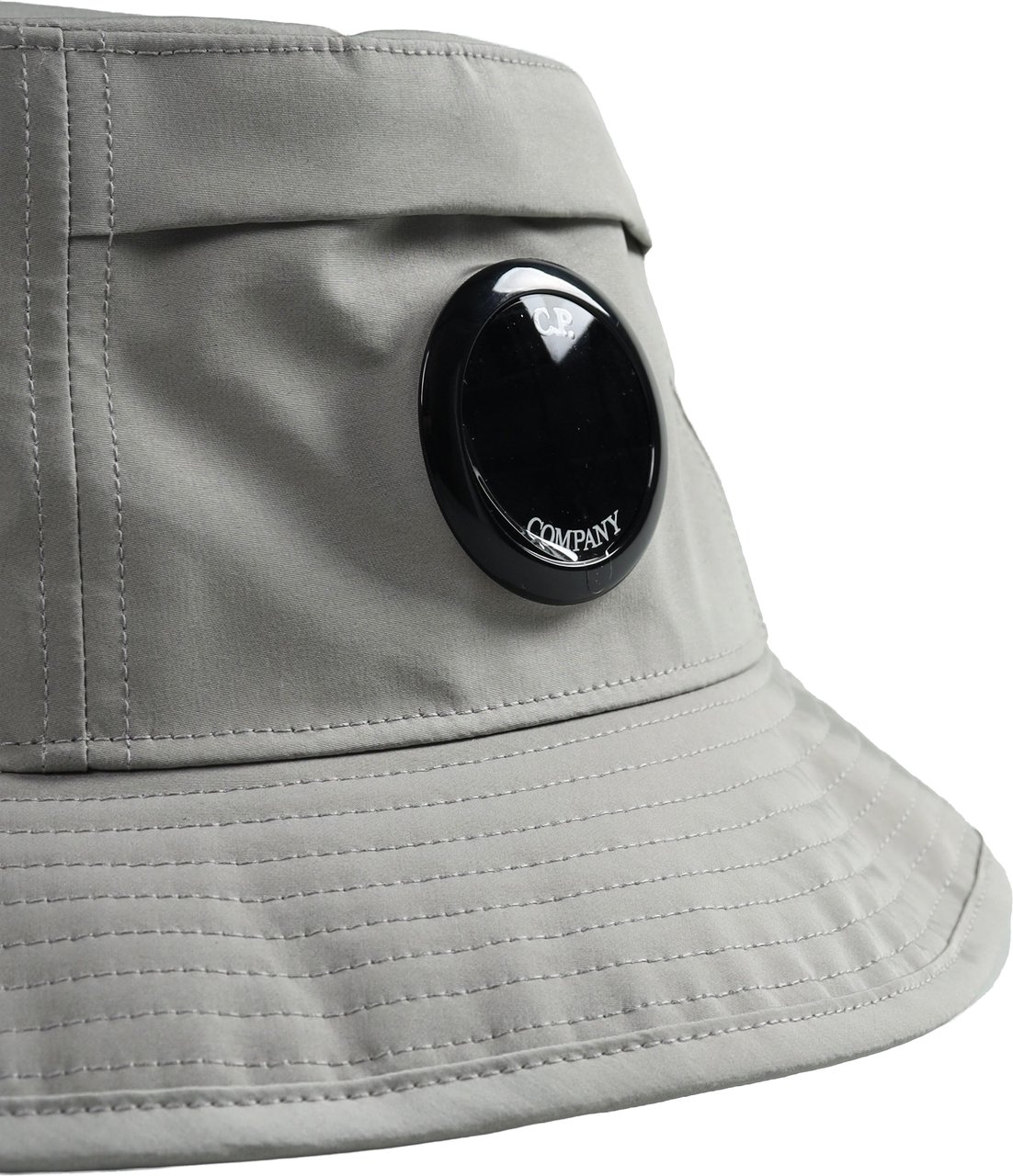CP Company CHROME-R LENS BUCKET HAT DOVE Lichtgrijs