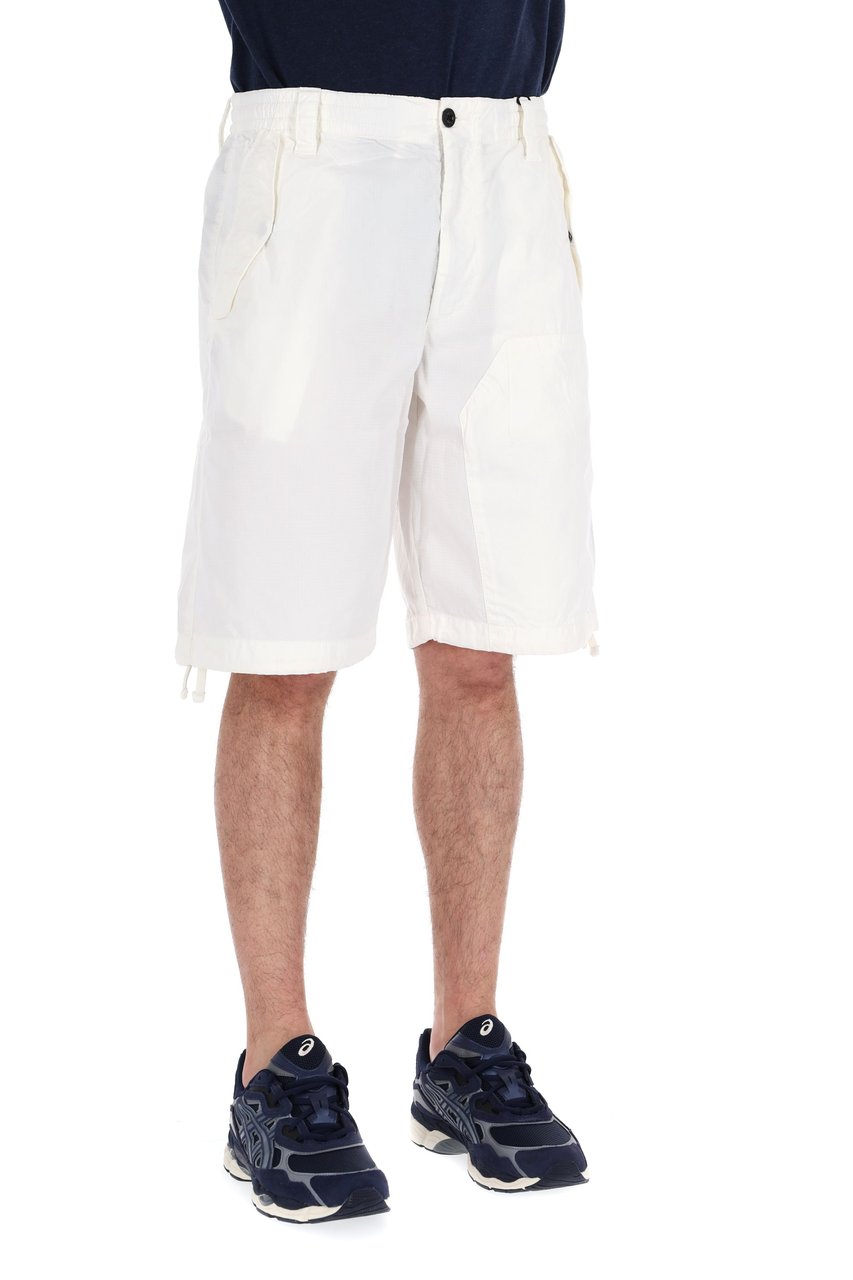 CP Company Cotton Ripstop Cargo Bermuda Wit