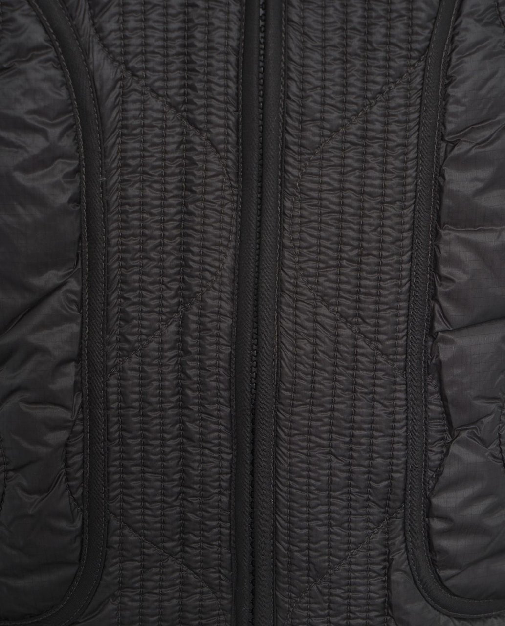 CP Company Hooded quilted jacket Zwart