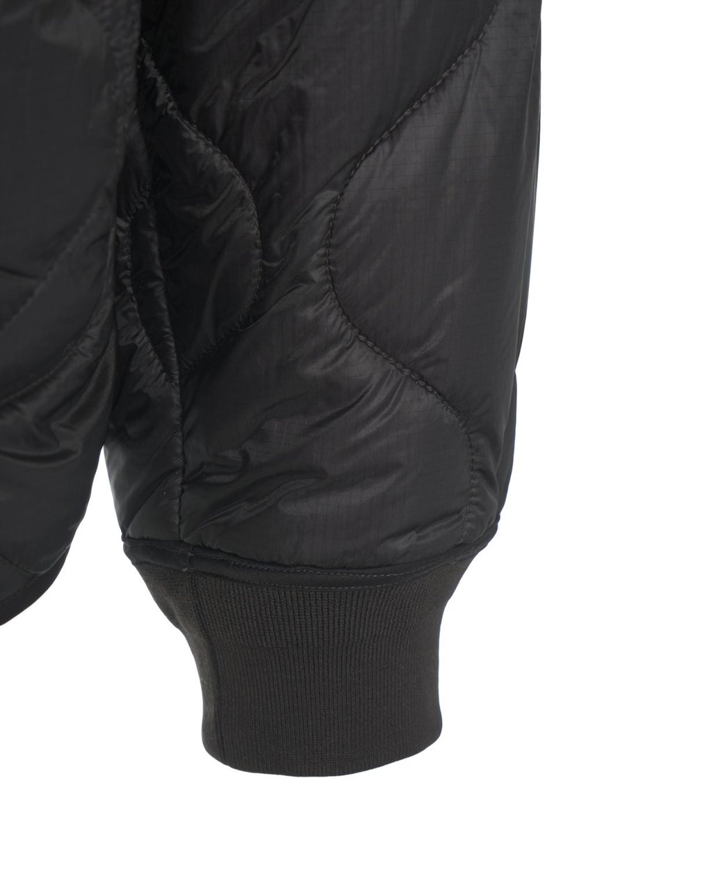CP Company Hooded quilted jacket Zwart