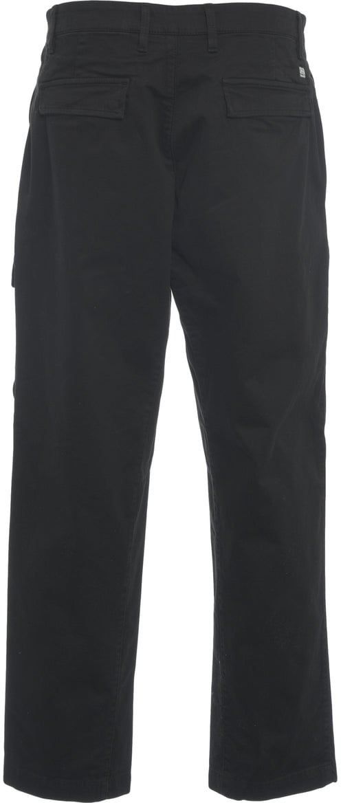 CP Company Cargo pants with logo patch Zwart
