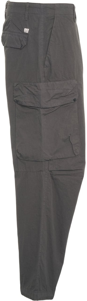 CP Company Cargo pants with logo detail Grijs