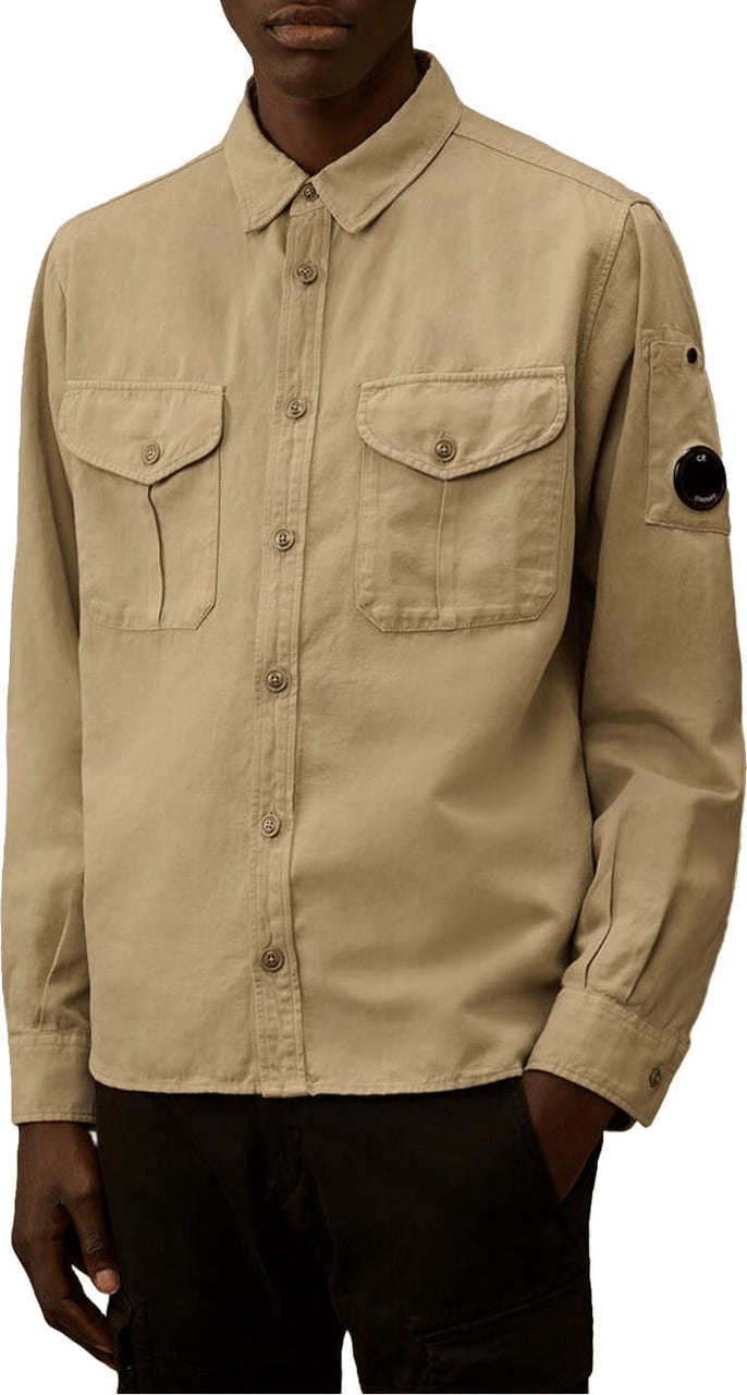 CP Company Katoenen/linnen overhemd met lange mouwen en knoopsluiting, duifmotief. Beige