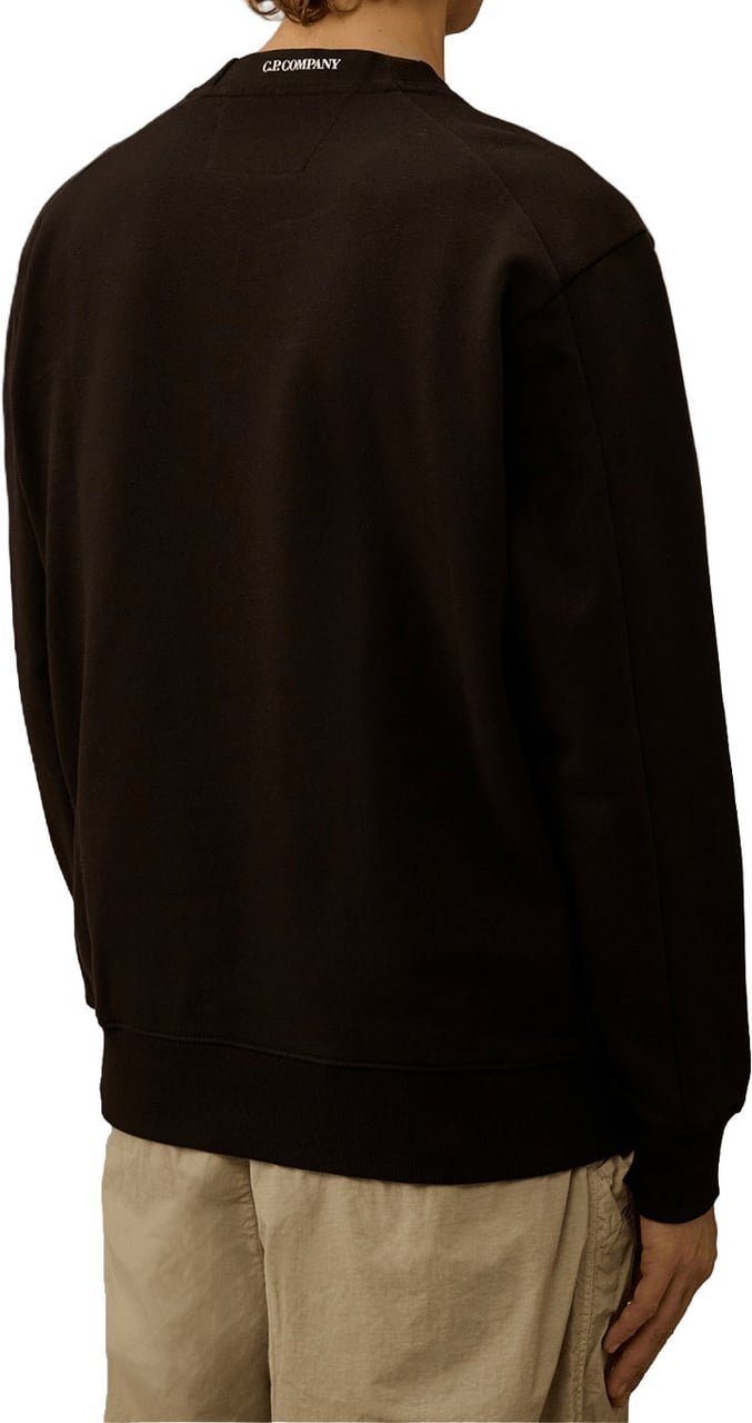 CP Company SWEATSHIRT MET DIAGONALE OPSTAANDE FLEECE CREWNECK LENS, ZWART Zwart