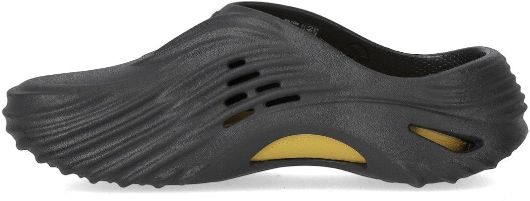 Crocs CROCS ECHO WAVE SLIP ON Zwart