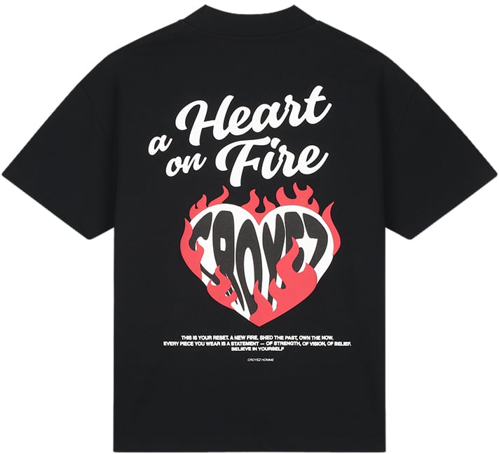 Croyez Croyez Heart On Fire T-Shirt Zwart