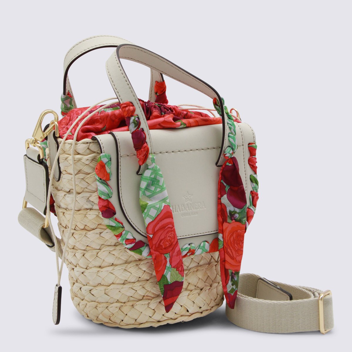 Cuba Lab Woven Straw Bag With Light Beige Leather Accents And Floral Fabric Embellishments Grijs