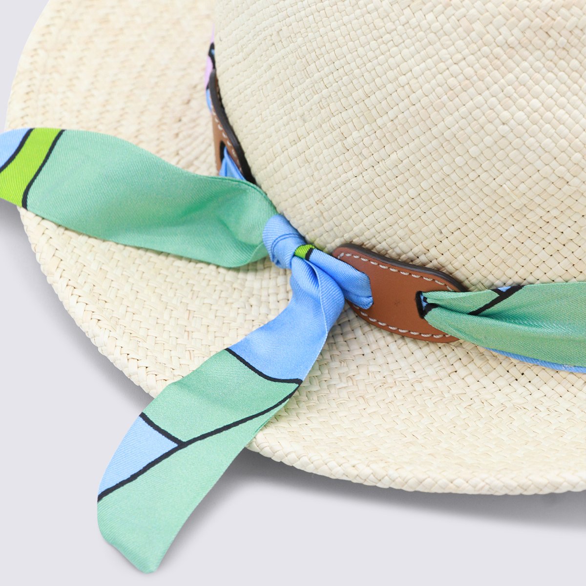 Cuba Lab Structured Straw Hat with Colorful Scarf Band Neutraal