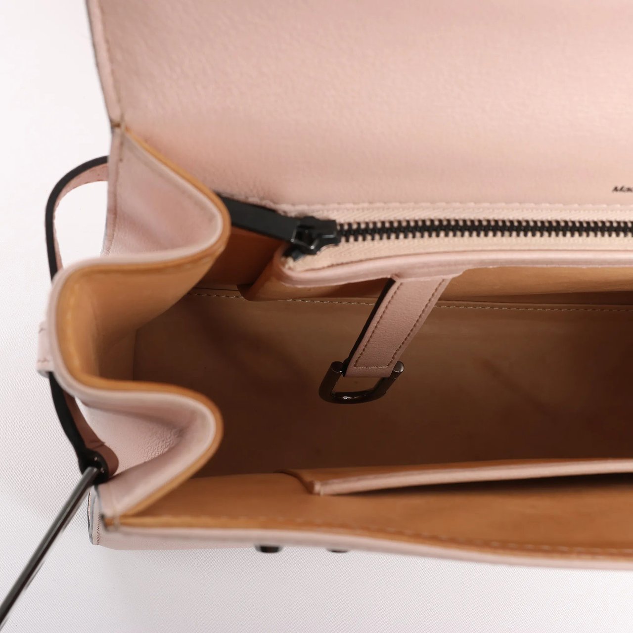 Delvaux Tempête MM Leather 2Way Handbag in Pink Roze