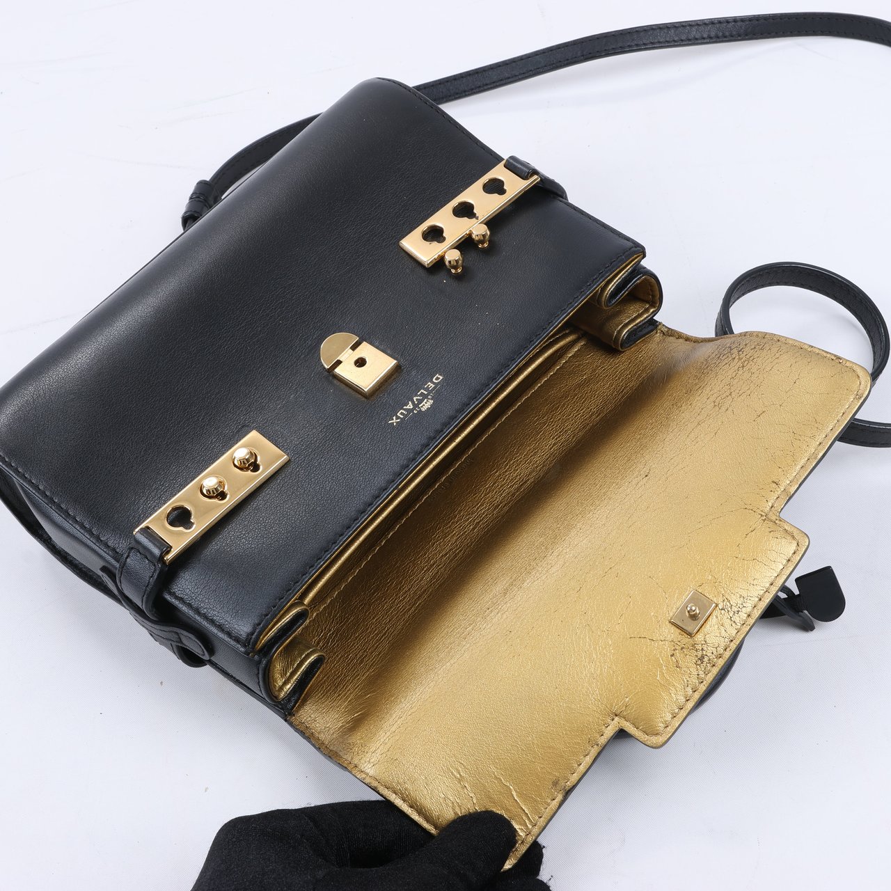 Delvaux Tempête PM Leather 2Way Crossbody Bags in Black Zwart