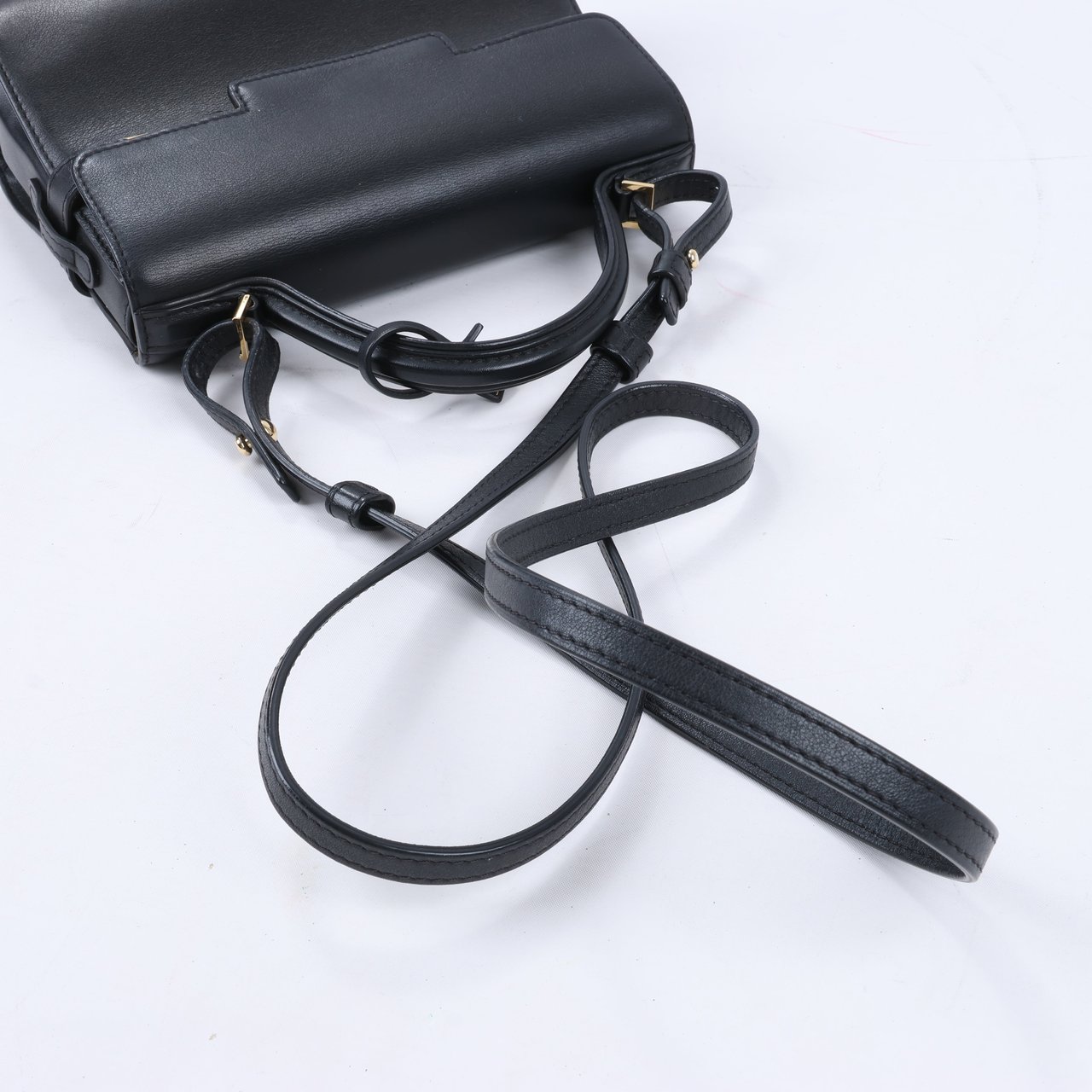 Delvaux Tempête PM Leather 2Way Crossbody Bags in Black Zwart