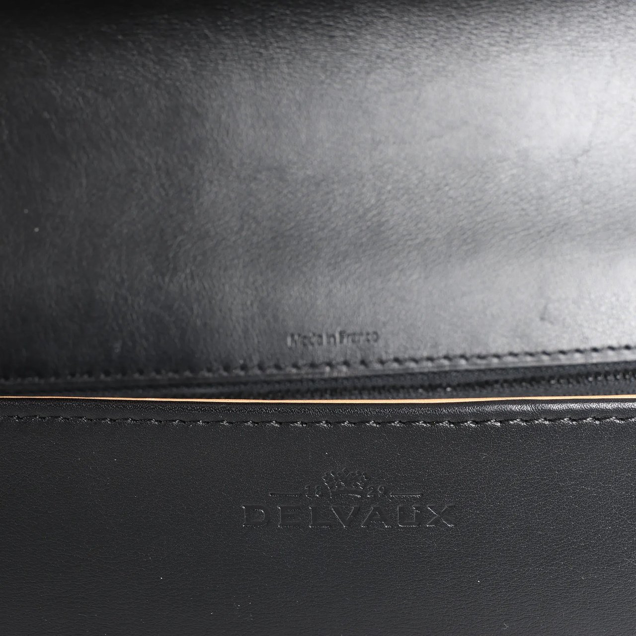 Delvaux Tempête GM Leather 2Way Handbag in Black Zwart