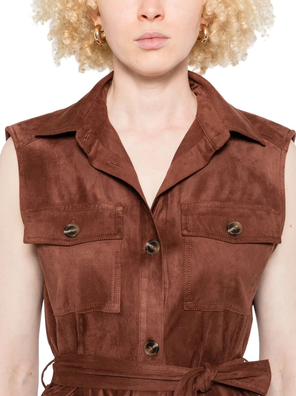 D-Exterior Tailored Sleeveless Gilet With Minimalist Design Bruin