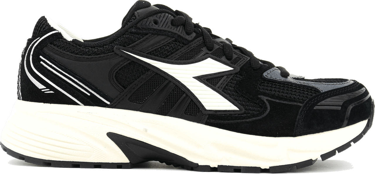 Diadora Mythos Star Black Zwart