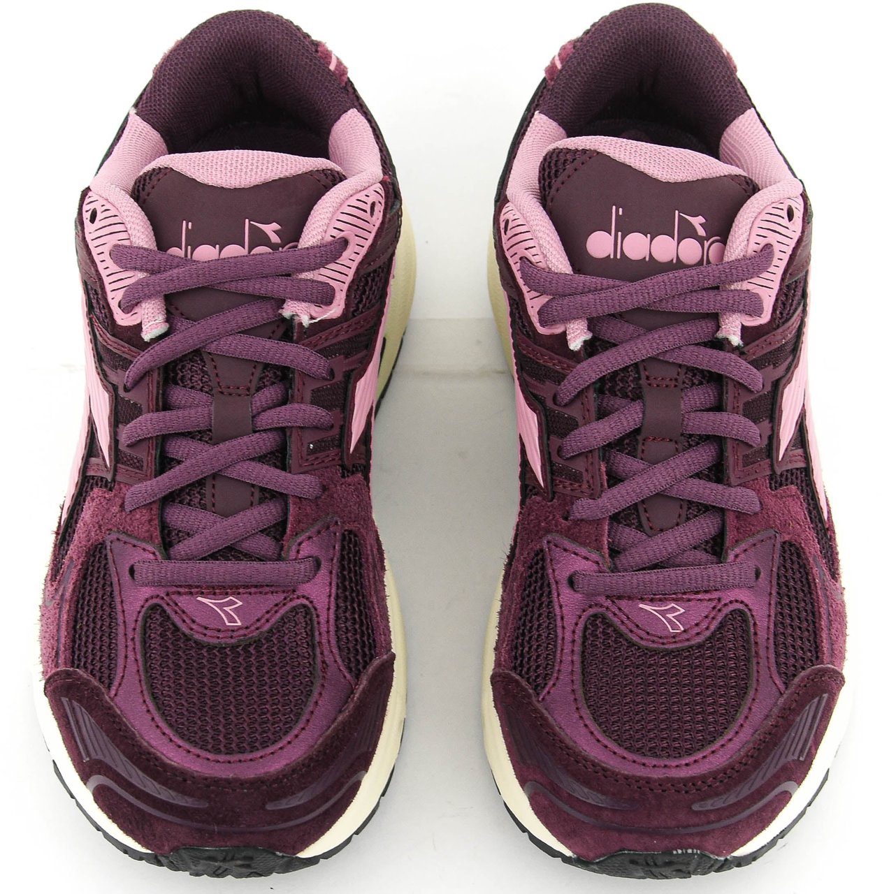 Diadora Mythos Star Plum Wine Rood