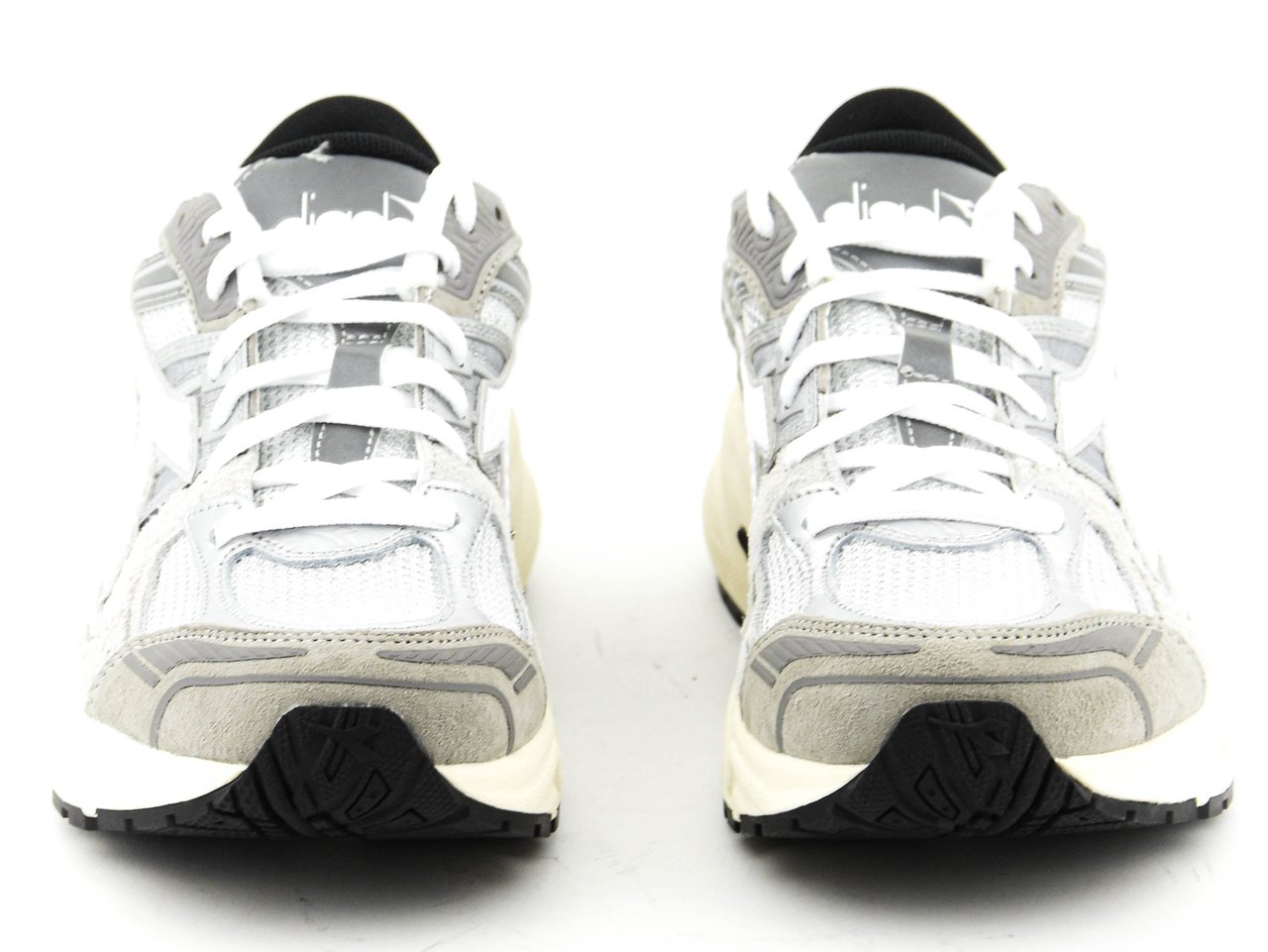 Diadora Mythos Star Grey Alaska Grijs
