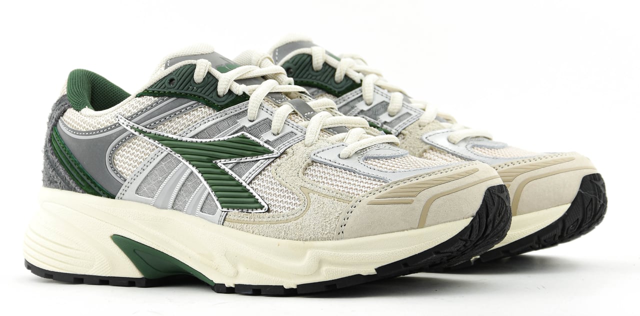 Diadora Mythos Star Light Grey Metalic Grijs