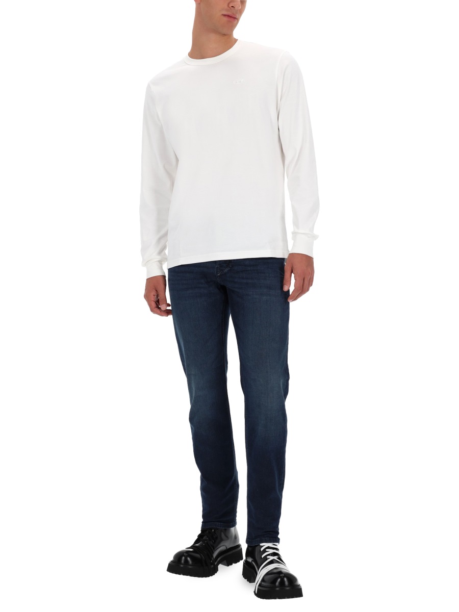 Diesel T-SHIRT WITH EMBROIDERED LOGO Wit