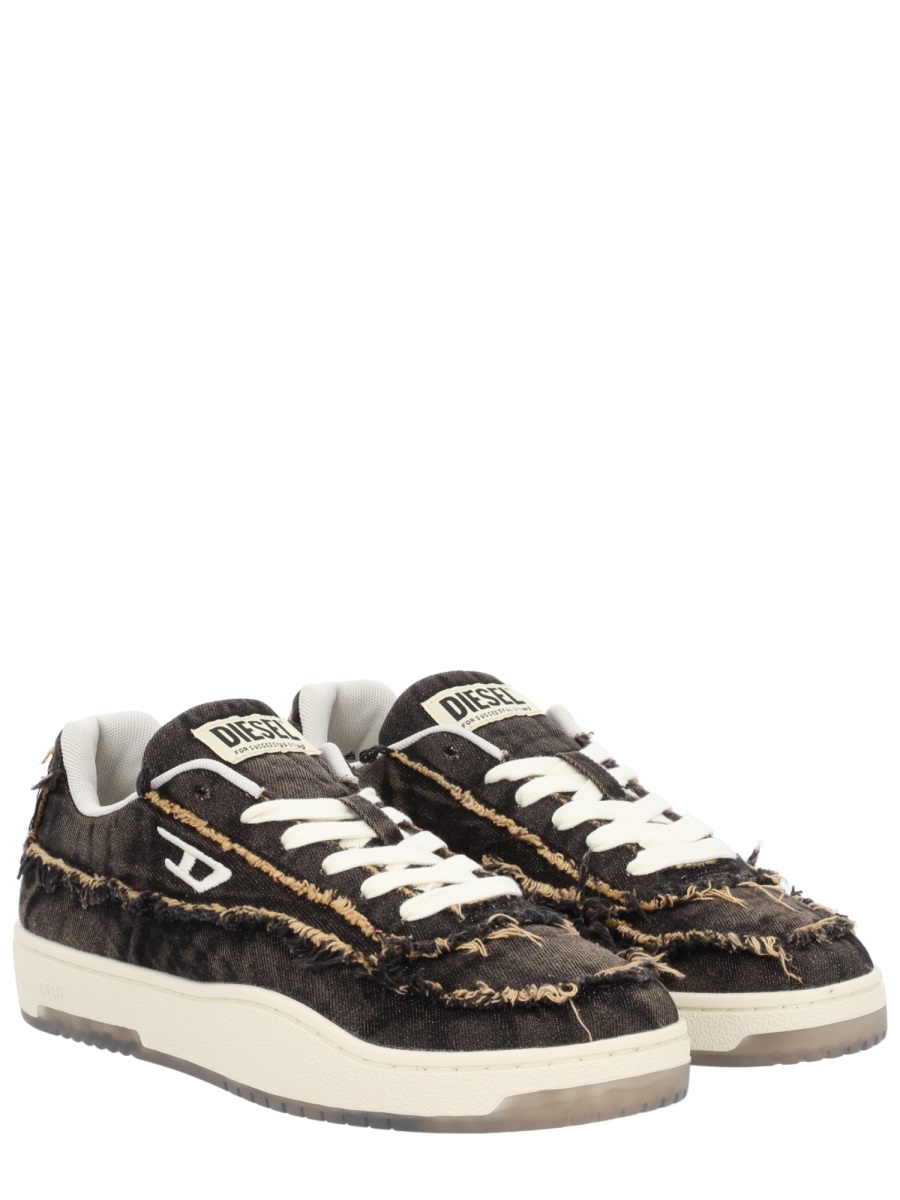 Diesel "S-TRACKER-D LOW" SNEAKER Zwart