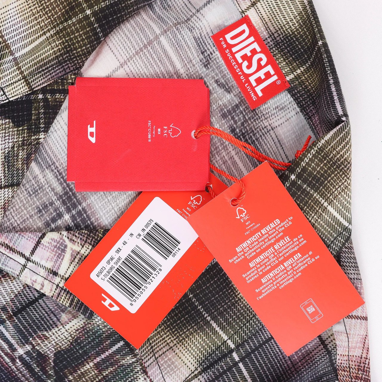 Diesel DIESEL Short-Sleeve Check Shirt With Poster Print in Multicolor, Size 48 IT Divers