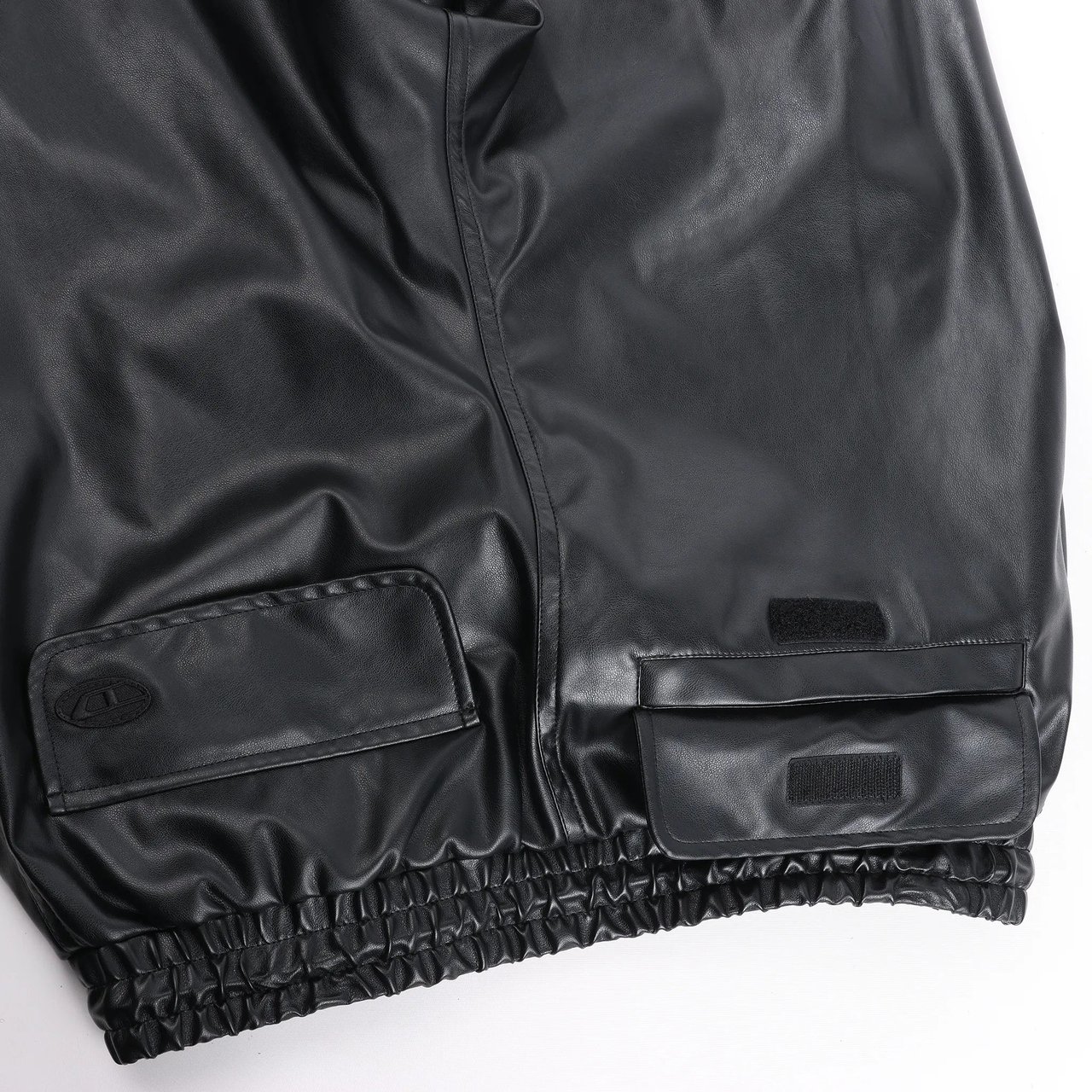 Diesel DIESEL Oversized Cargo Coated Fabric Trousers in Black p-MARTY-LTH, Size 48 IT Zwart