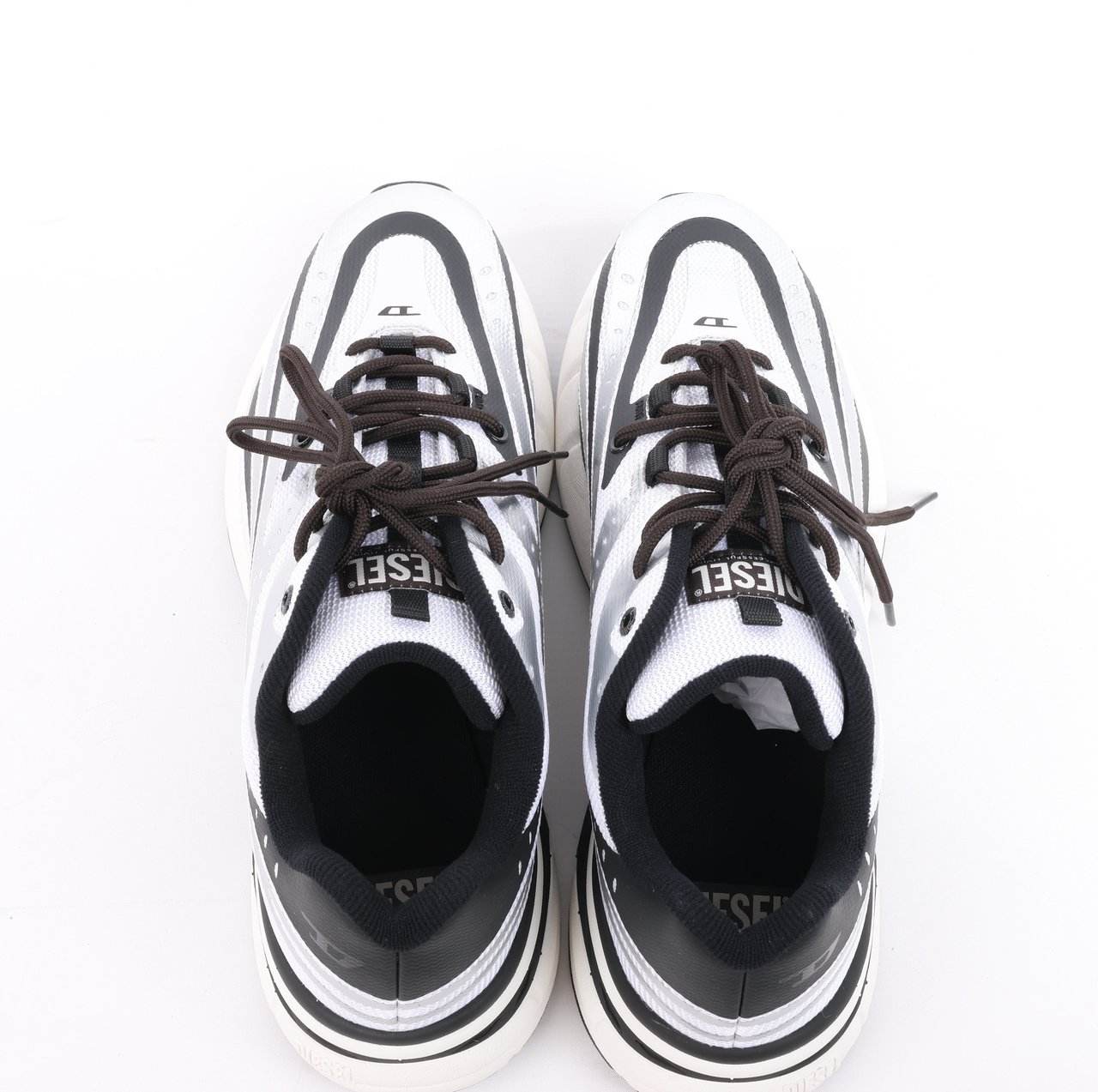 Diesel Diesel D-Airspeed Low-Striped Sneakers in Coated Ripstop in Silver, Size 43 EU Zilver