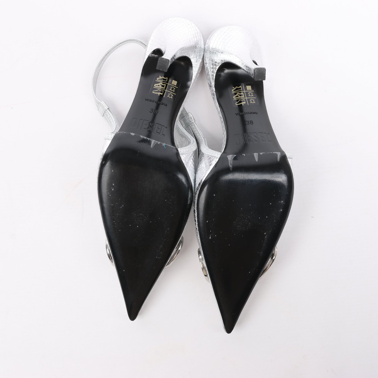Diesel Diesel D-Venus Patent Embossed Slingback Heels in Silver, Size 37 EU Zilver