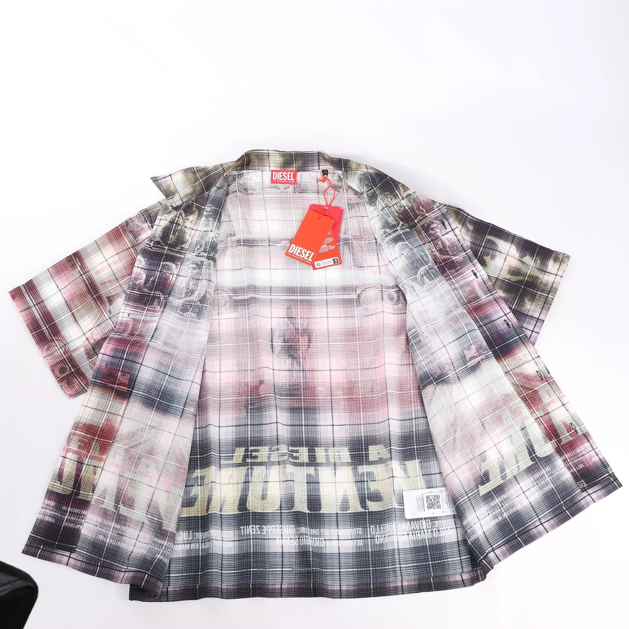 Diesel DIESEL Short-Sleeve Check Shirt With Poster Print in Multicolor, Size 48 IT Divers