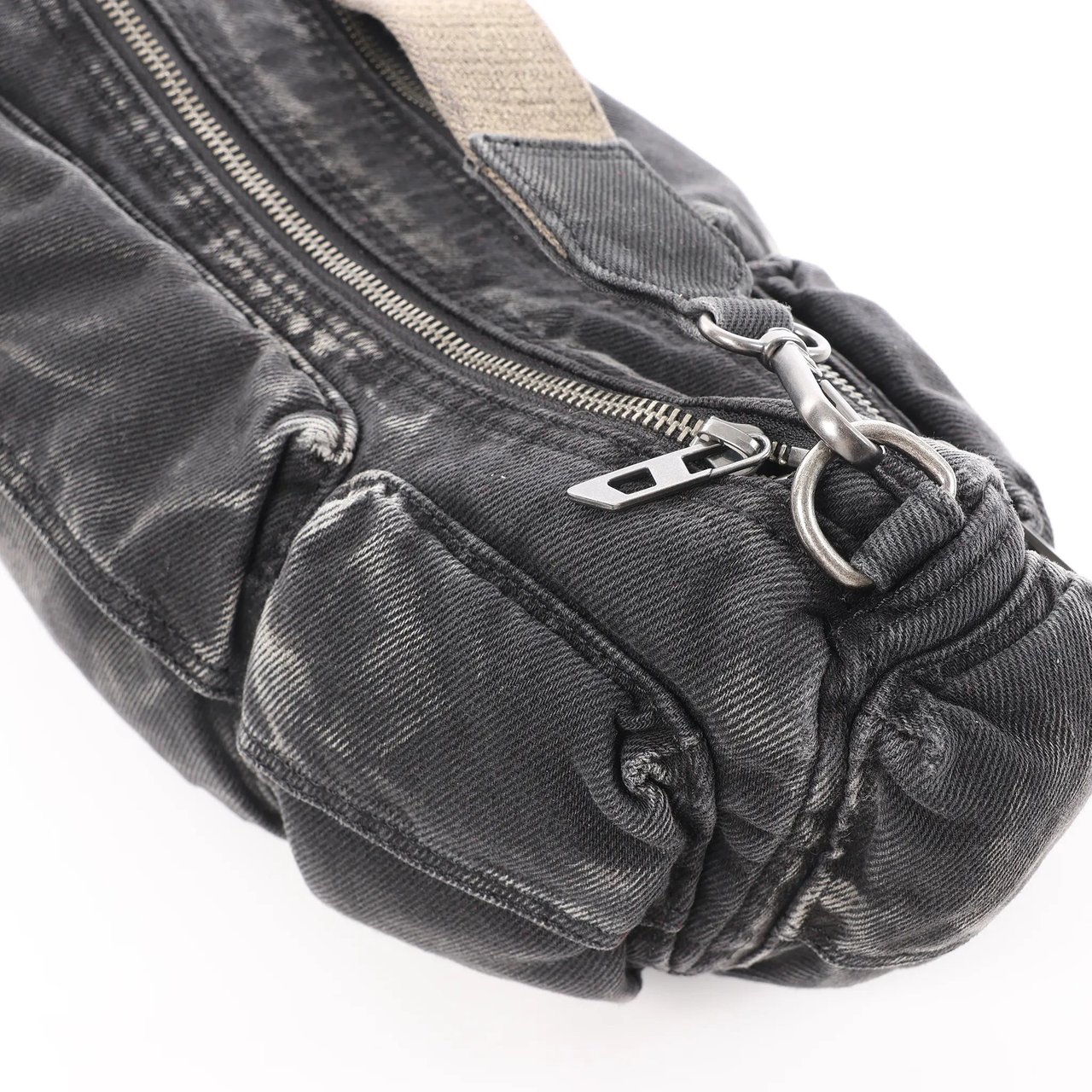 Diesel Multi-Pkts Multipocket Washed Denim Crossbody bag in Gray Grijs