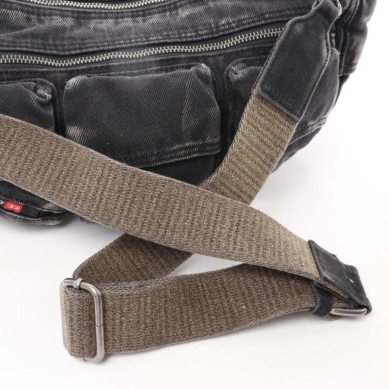 Diesel Multi-Pkts Multipocket Washed Denim Crossbody bag in Gray Grijs