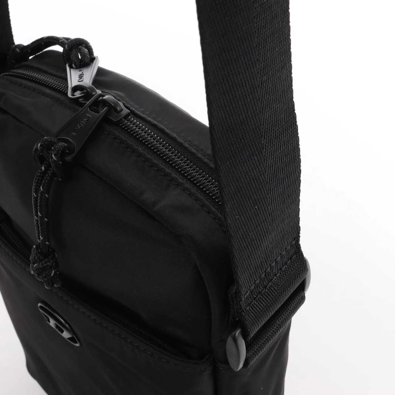 Diesel Diesel D-Pack Nylon Crossbody Bag in Black Zwart