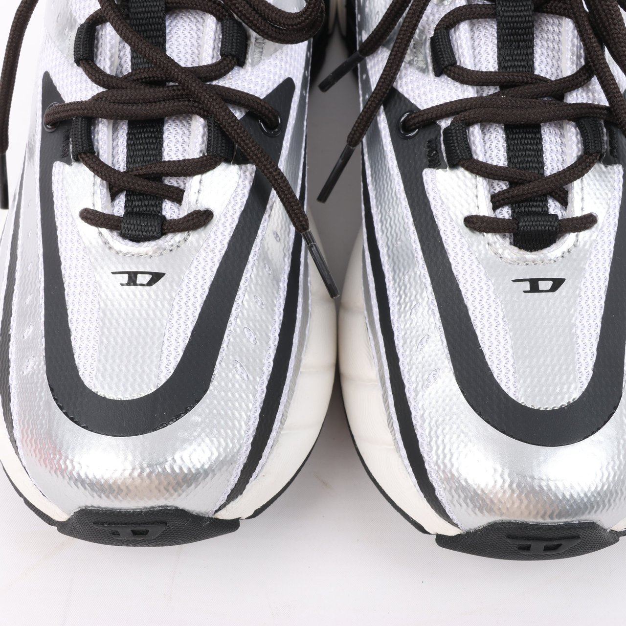 Diesel D-Airspeed Low-Striped Sneakers in Coated Ripstop in Silver, Size 43 EU Grijs