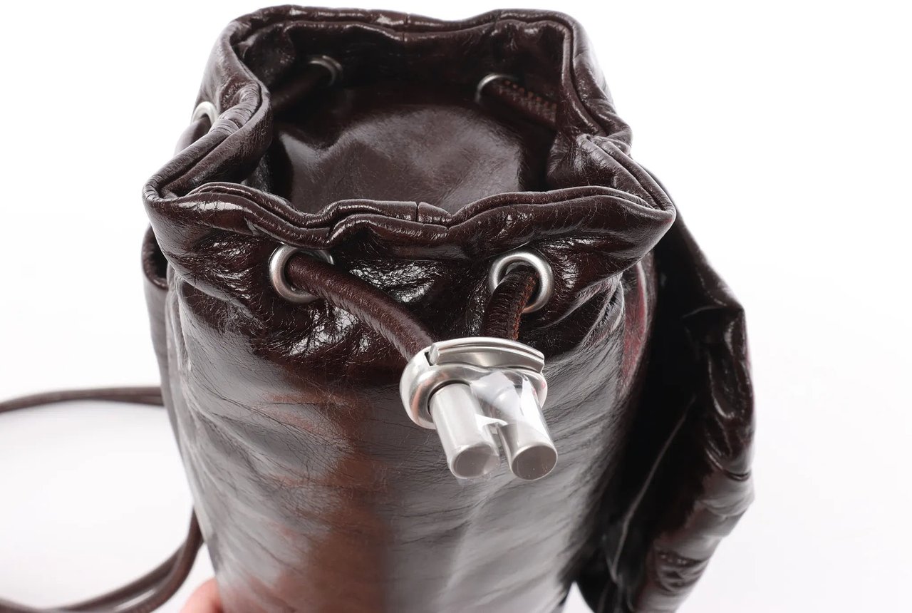 Diesel Scrunch-D Leather Shoulder Bag in Burgundy Maroon