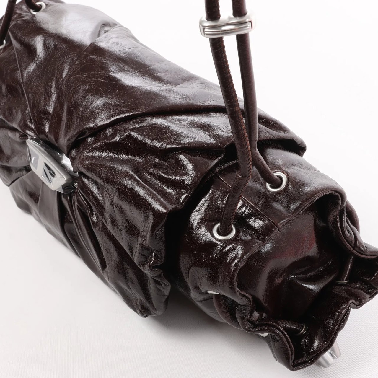 Diesel Scrunch-D Leather Shoulder Bag in Burgundy Maroon