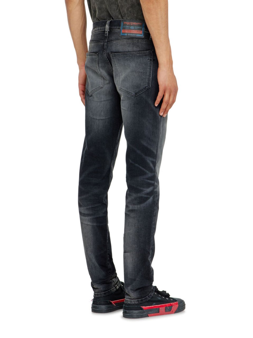 Diesel Slim-Fit Black Jeans With Subtle Whiskering Zwart