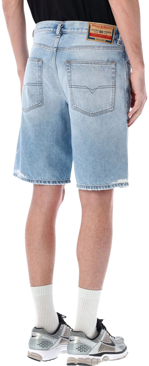 Diesel Diesel regular fit knee-length denim shorts Blauw