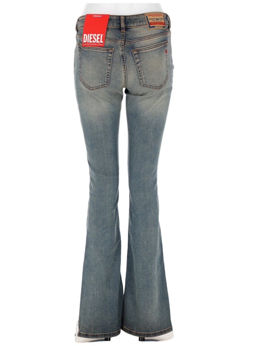 Diesel 1969 D-Ebbey Mid-Rise Bootcut Jeans Grijs