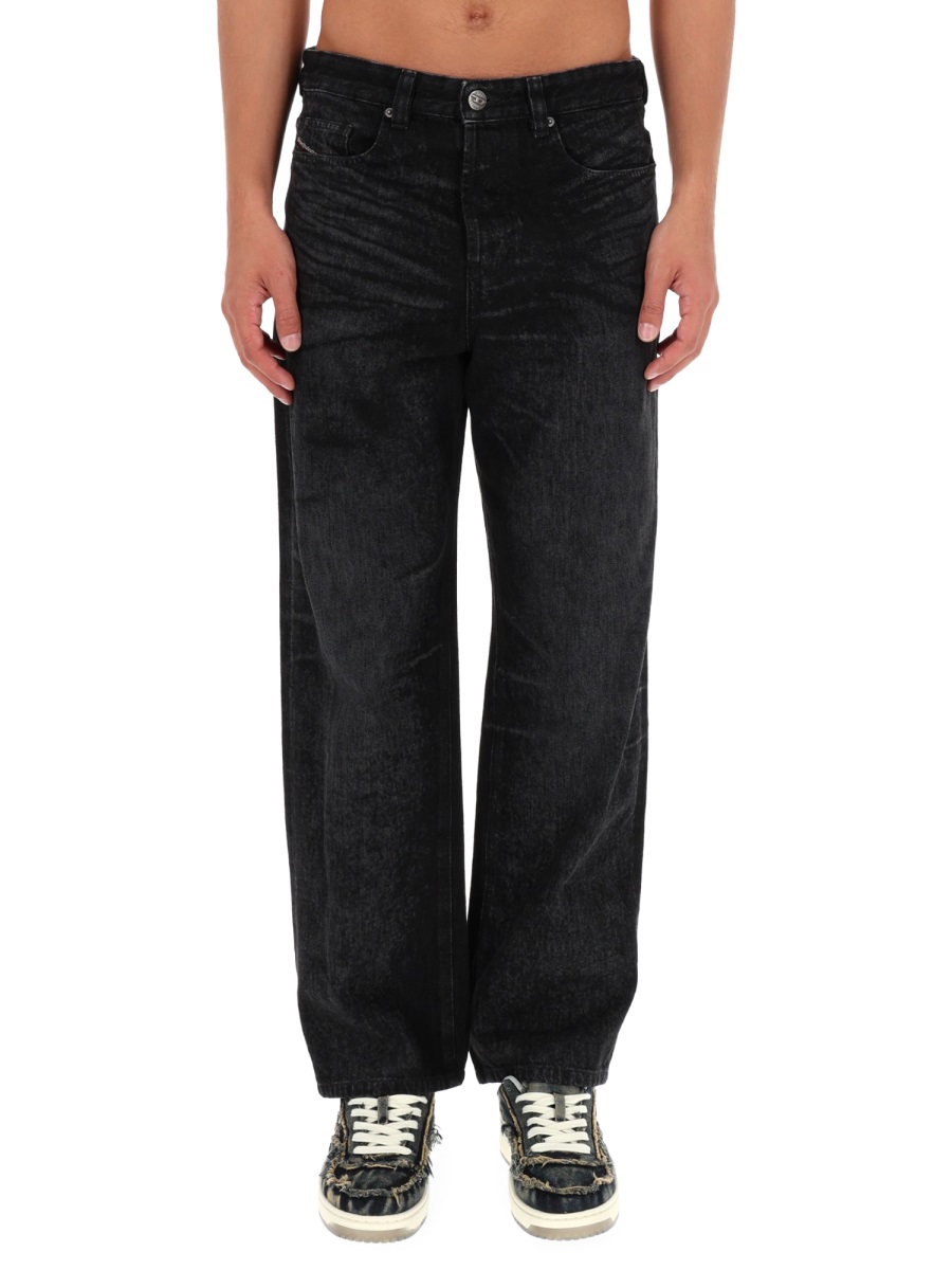 Diesel 2001 D-Macro-Fsh Wide-Leg Jeans Zwart