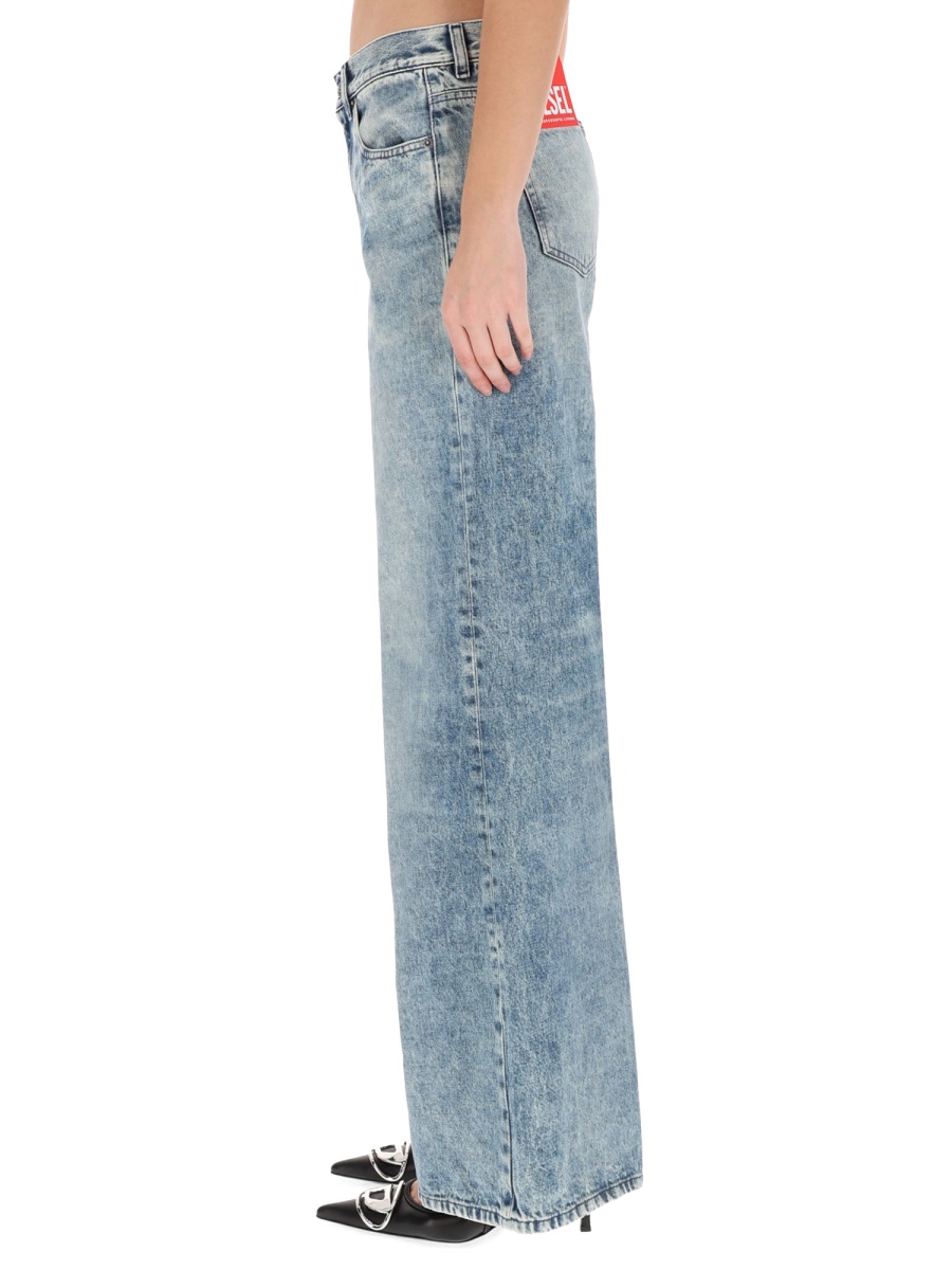 Diesel 1978 D-Akemi Flare Wide-Leg Jeans Blauw