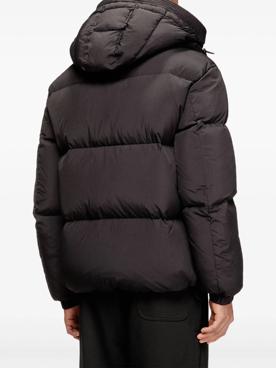Diesel Quilted Black Puffer Jacket With Detachable Hood And Concealed Zipper Zwart