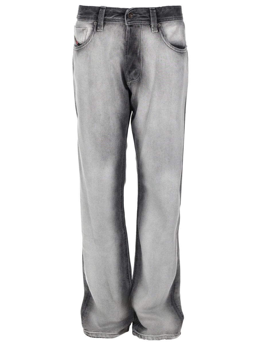 Diesel 1985 Larkee-Fsi1 Faded Grey Jeans Grijs
