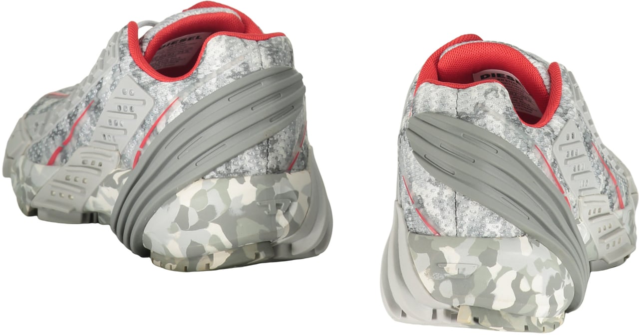 Diesel Light grey low top sneakers with red details Wit