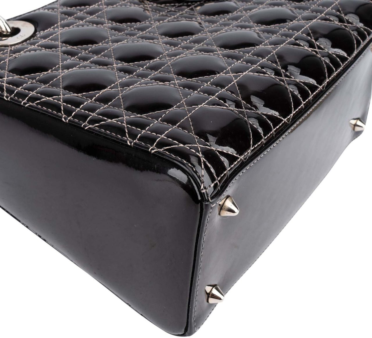 Dior Christian Dior Quilted Patent Leather Lady Dior Handbag Zwart