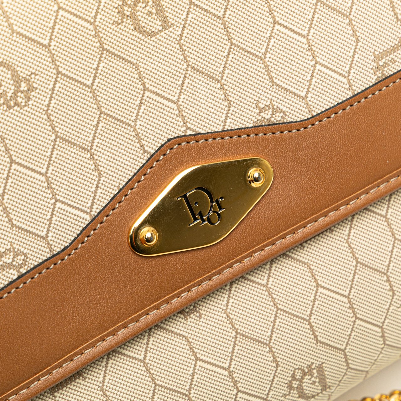Dior Honeycomb Canvas Chain Shoulder Bag Bruin