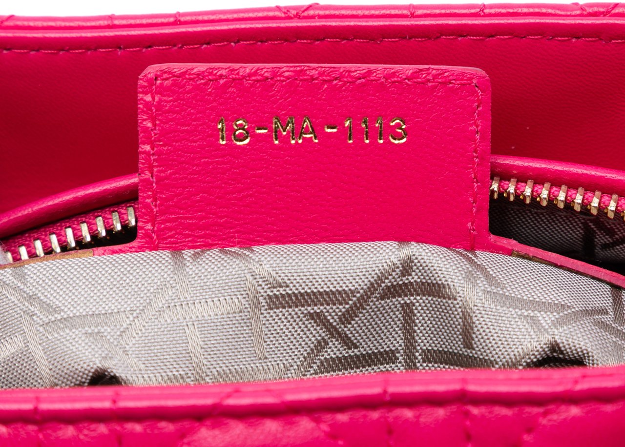 Dior Medium Lambskin Cannage Lady Dior Roze