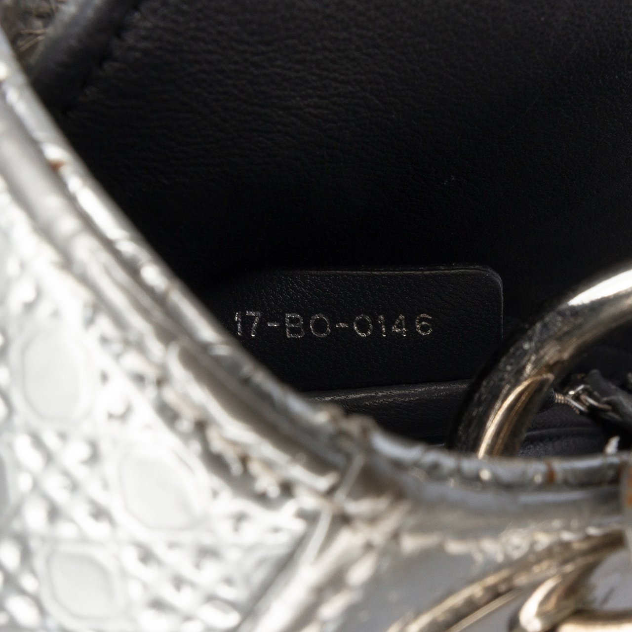 Dior Mini Metallic Patent Microcannage Lady Dior Zilver