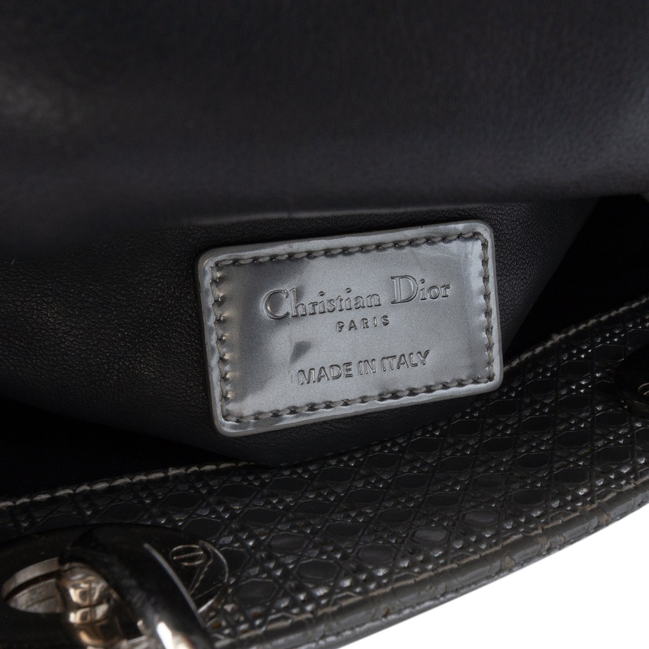 Dior Mini Metallic Patent Microcannage Lady Dior Zilver
